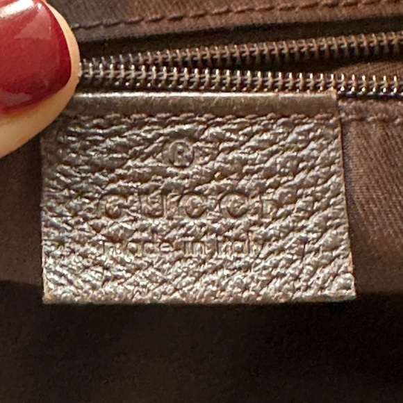 Authentic Gucci tote bag satchel with dustbag - Picture 9 of 17